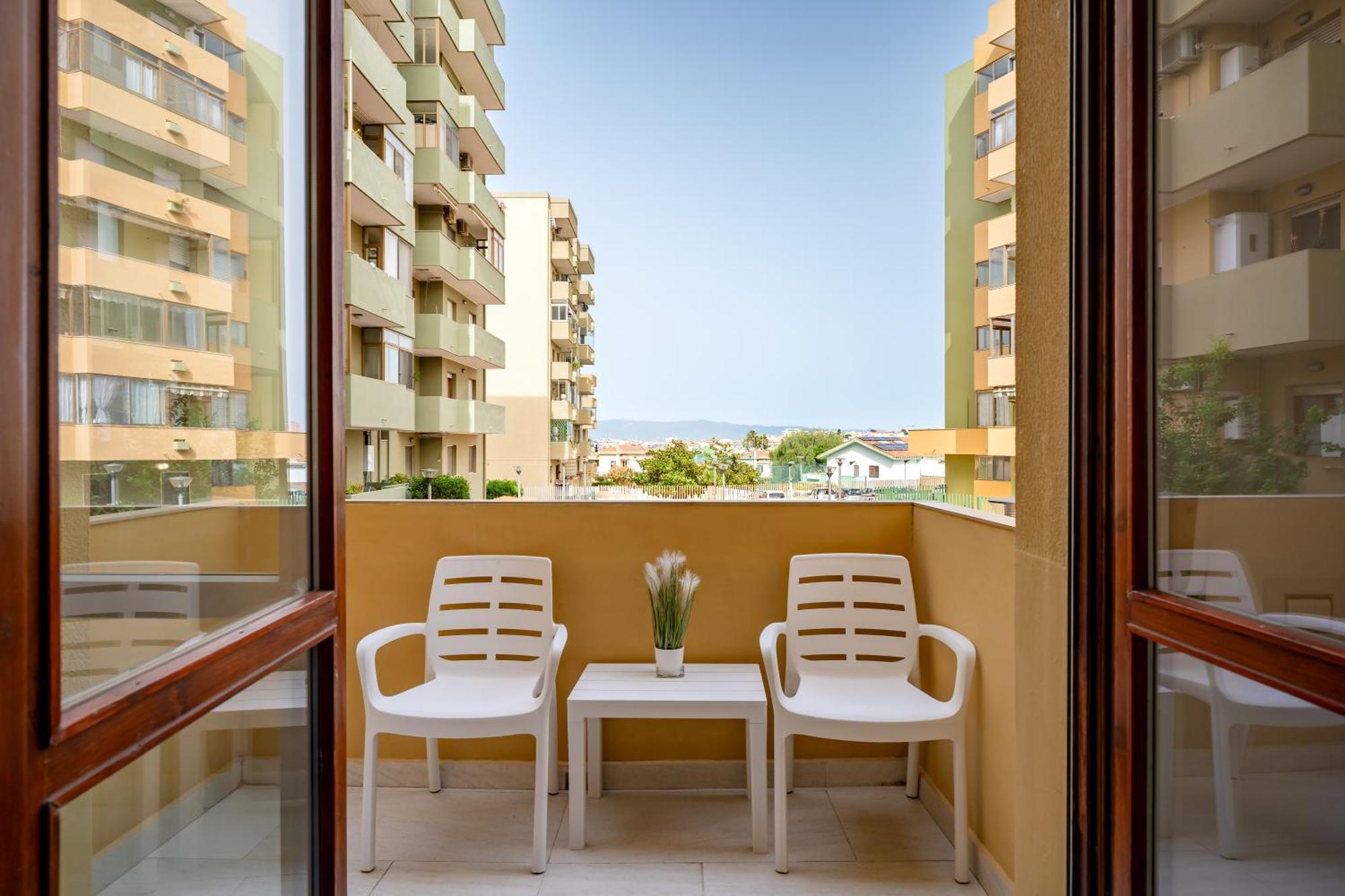 Kalbia Apartment Or Rooms Renovated, Functional, Intimate And More Cagliari Exteriér fotografie