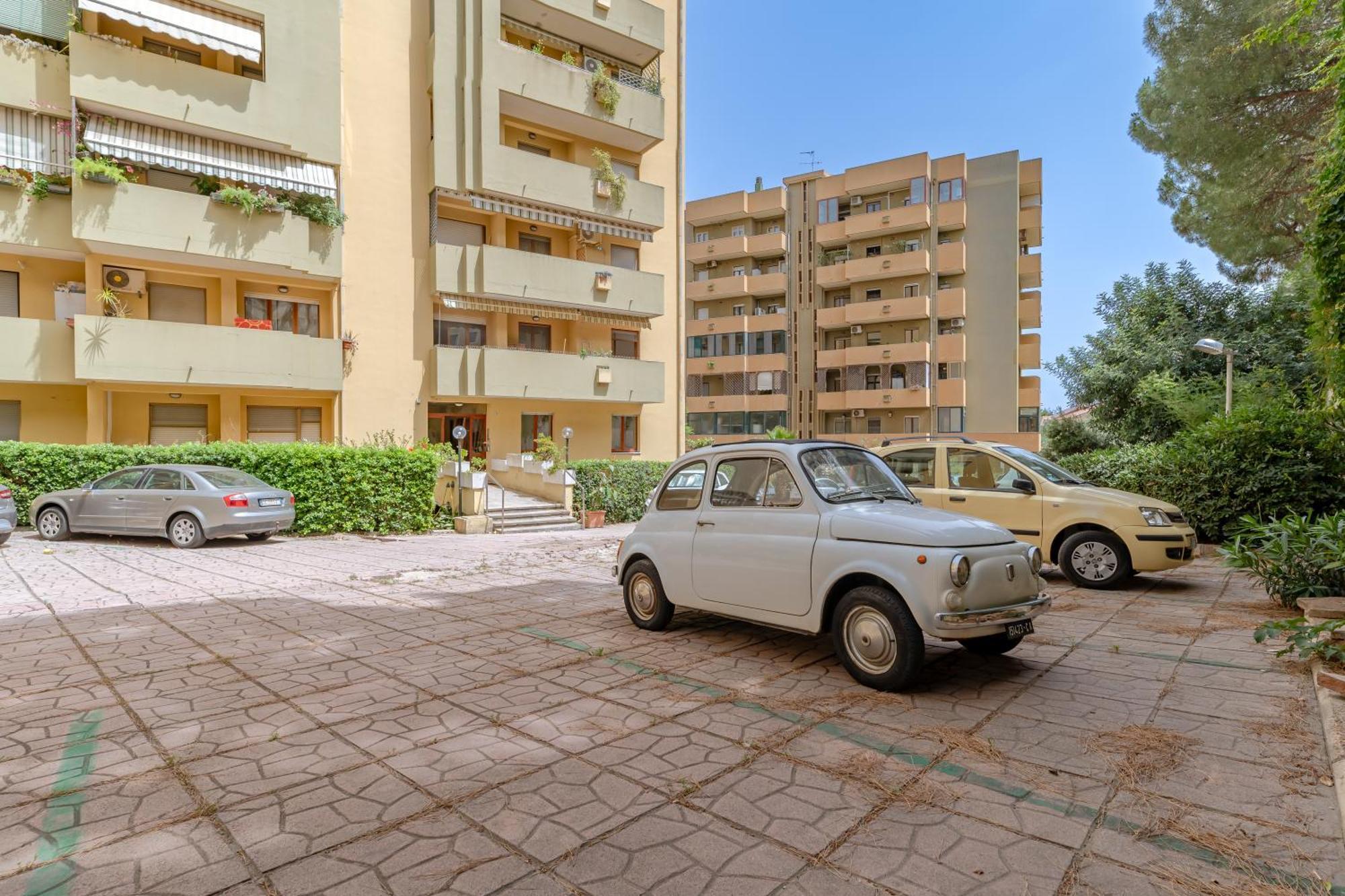 Kalbia Apartment Or Rooms Renovated, Functional, Intimate And More Cagliari Exteriér fotografie